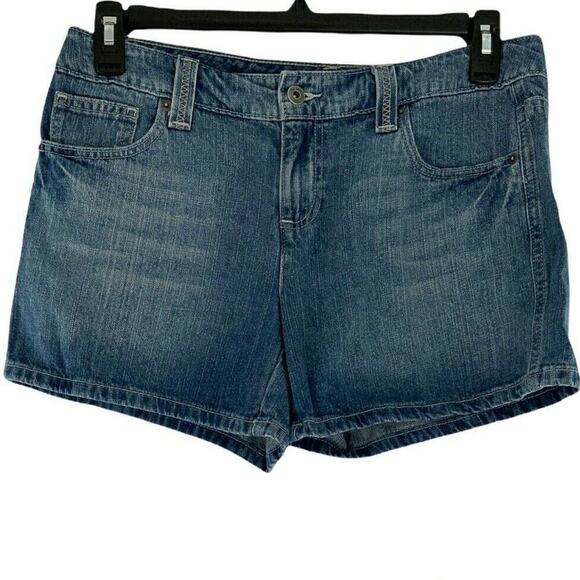 Tommy Hilfiger Short Women Size 8 Boyfriend Mid Rise Stitches Pockets Blue Denim - Picture 1 of 7